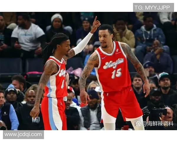 森林狼与灰熊在NBA夏季联赛中激战正酣年轻球员展现无限潜力